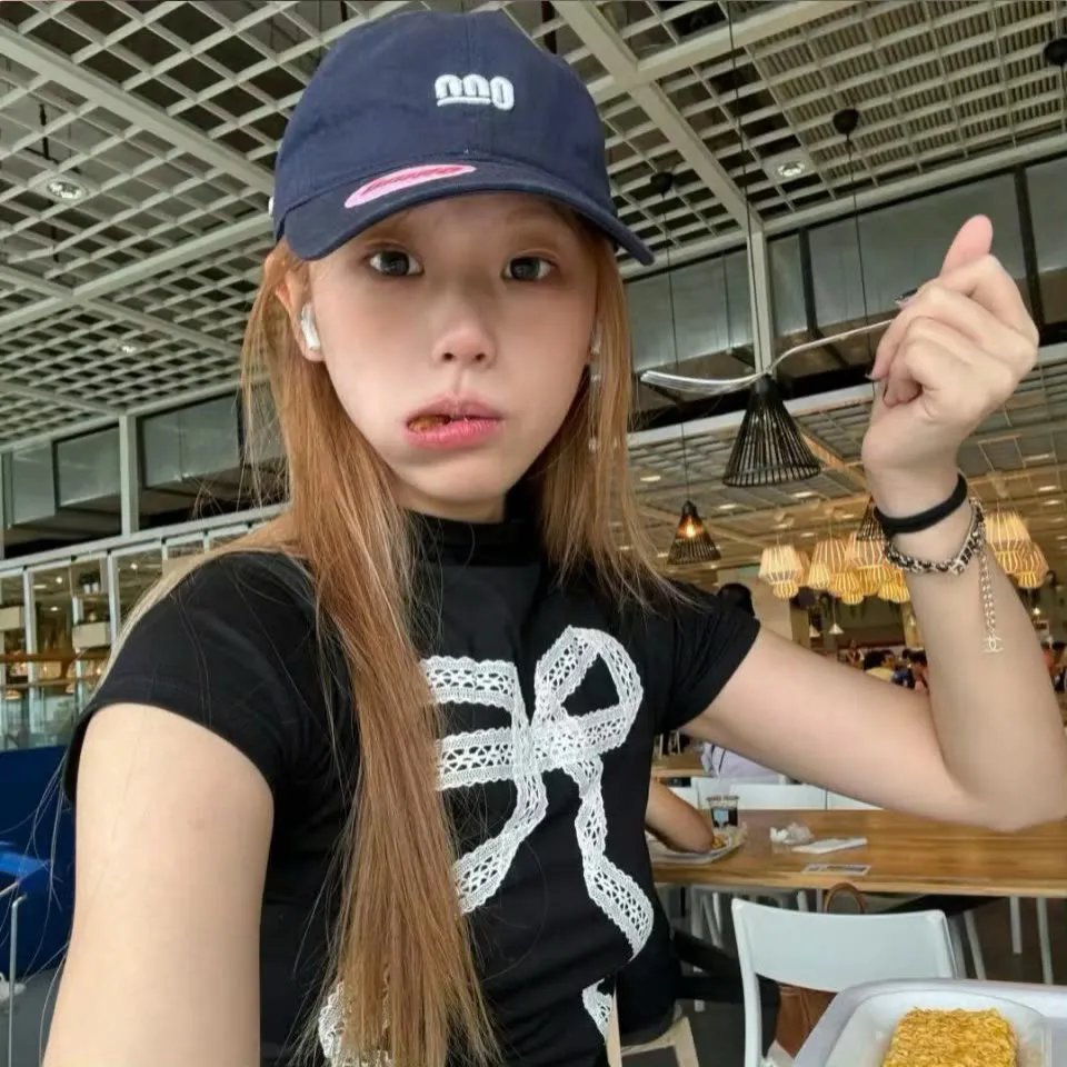 海燕双飞